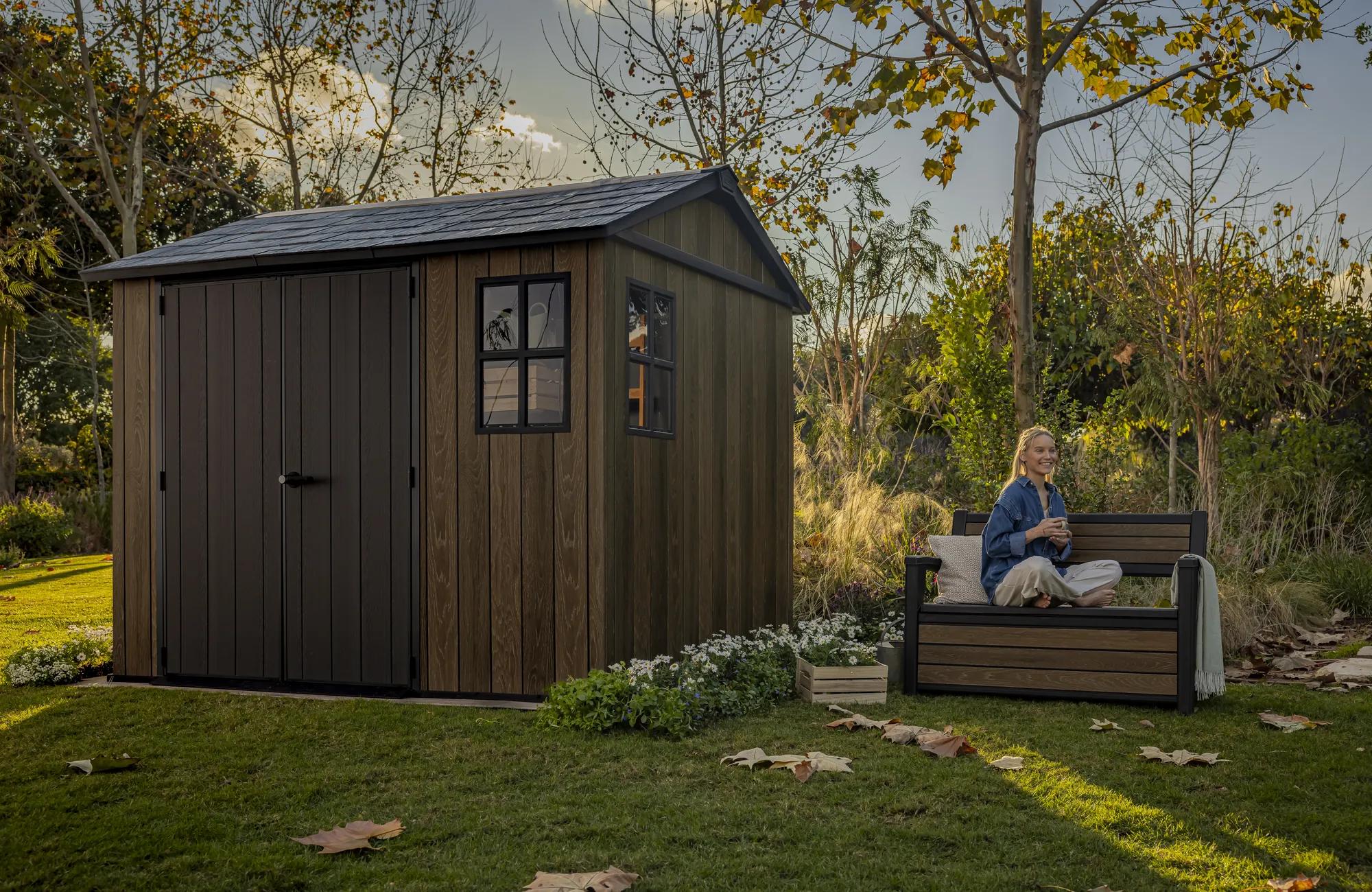 Apex 7.5x9 Gartenhaus - 230x287x246cm - Walnuss